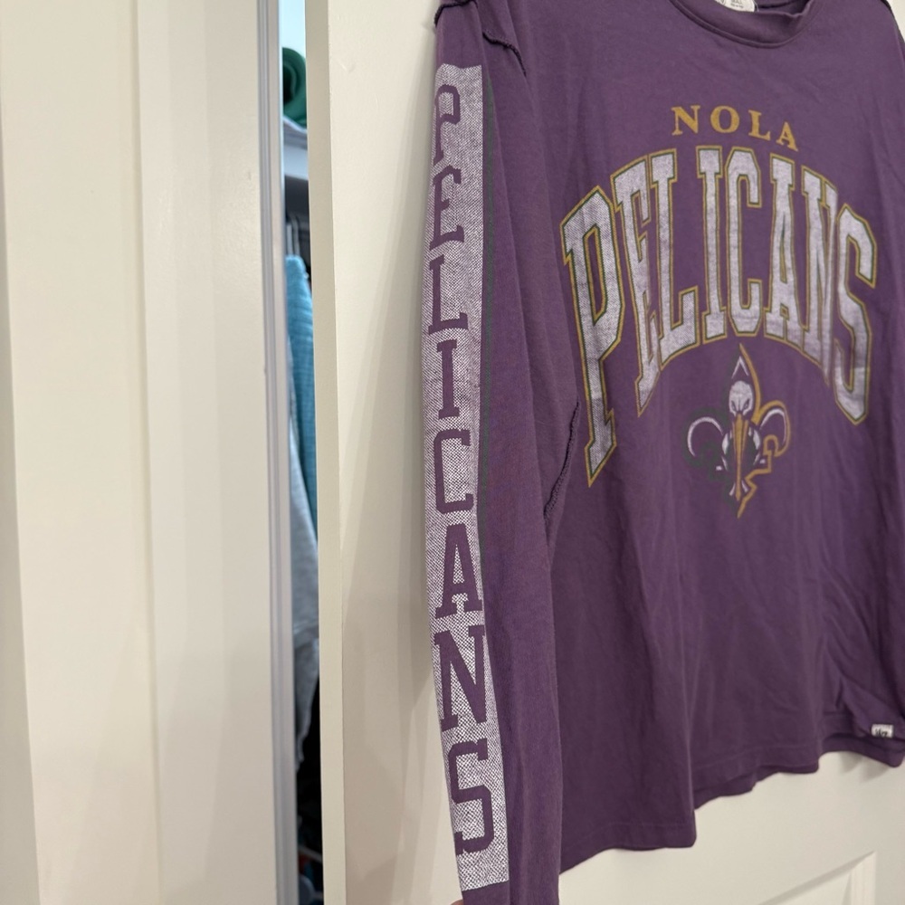 New Orleans Pelicans Gorpcore Athleisure Sporty Retro Gameday Chic Shirt- Small - Picture 5 of 8